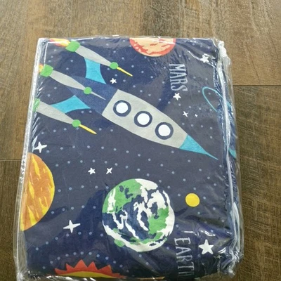 Funda nórdica doble Pottery Barn Kids sistema solar que brilla en la oscuridad Foto 1 de 2