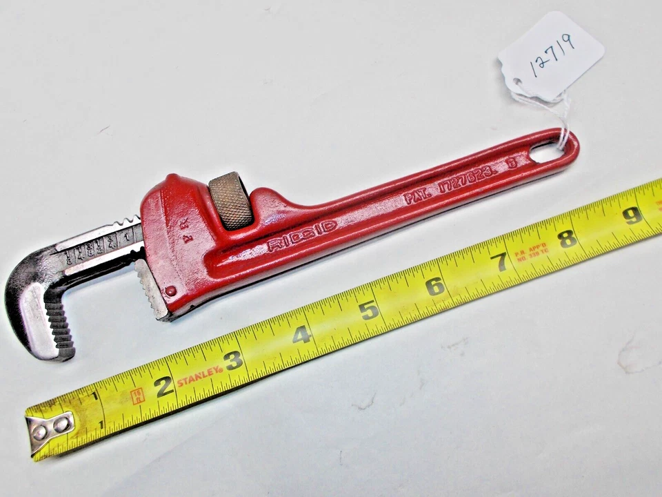 Chave de tubo, Ridgid 8" chave de tubo vintage, abre para 1-1/4", Elyria, Ohio, EUA - Imagem 1 de 4