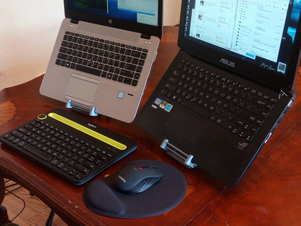 Adjustable Laptop and Tablet Stand for Apple iPad, Android Tablets, Mac, Windows - Image 1 of 2