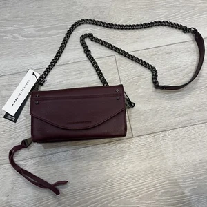 Nueva con etiquetas Billetera en Cadena Aimee Kestenberg Cuero de Vino Oxblood Precio de venta sugerido por el fabricante $168 - Imagen 1 de 13