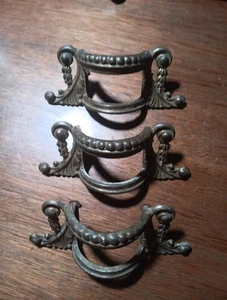 Vintage Messing Schublade oder Türgriffe 2 1/2 Mitte Menge 3 MCM Französisch Provential - Bild 1 von 11