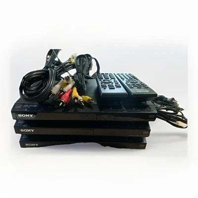 Reproductor de DVD/CD escaneo progresivo Sony DVP-SR210P con control remoto y cables AV probado Foto 1 de 4