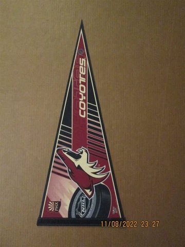 NHL Phoenix Coyotes Vintage Circa 2000's Style #2 Team Logo Hockey Pennant Cover