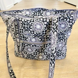 Vera Bradley Shoulder Bag Two Handles Navy Blue Gray Medallion Quilted 14" X 9" - Picture 1 of 13