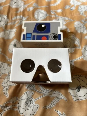 Star Wars Collector Google Cardboard VR: R2D2 Edition - Image 1 of 4