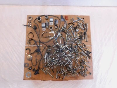 Harley Davidson Dyna Street Bob 2016 FXDB motor tuerca perno soportes lote de piezas Foto 1 de 4