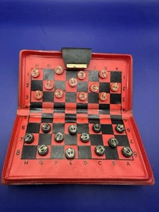Vtg Magnetic Checker Travel Set Vinyl Case Board Snap Closure Button - Picture 1 of 10
