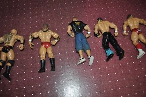 WWF WWE Wrestling jakks Pacific Bend-Ems 5 action figures - Picture 1 of 8