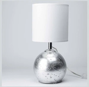 Eccezionale lampada da tavolo con corpo illuminato, effetto foglia argento, - Foto 1 di 4