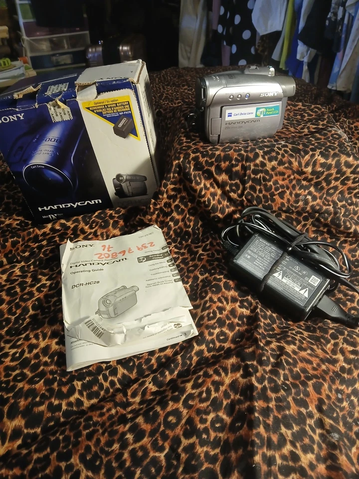 [NEAR MINT in BOX] Sony Handycam HDR-HC3 High Definition Camcorder From JAPAN - Image 1 of 4