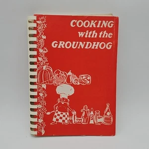 Kochen mit dem Murmeltier Kochbuch Punxsutawney von Adrian Hospital 1958 Vintage - Bild 1 von 11