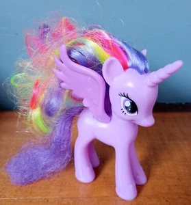 MY LITTLE PONY G4 Rainbow Power Friendship Rainbow Kingdom HASBRO Made in China - Picture 1 of 2