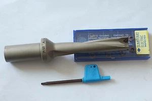 1P C25-5D16-83 WC03 U drill / indexable drill / 16mm-5D with 2PCS WCMX030208 - Picture 1 of 2