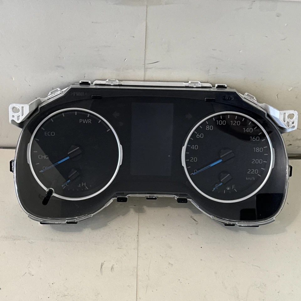 2019 TOYOTA RAV4 SPEEDOMETER INSTRUMENT CLUSTER 220KM/H OEM 83800-0R510-00 - Image 1 of 4