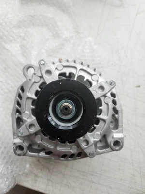 Alternador para Chevrolet Silverado 1500 GMC Sierra 1500 2015-2016 84143543 Foto 1 de 4