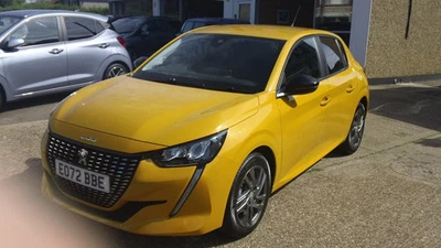 2022 Peugeot 208 1.2 PureTech Active Premium + 5dr HATCHBACK Petrol Manual - Image 1 of 4