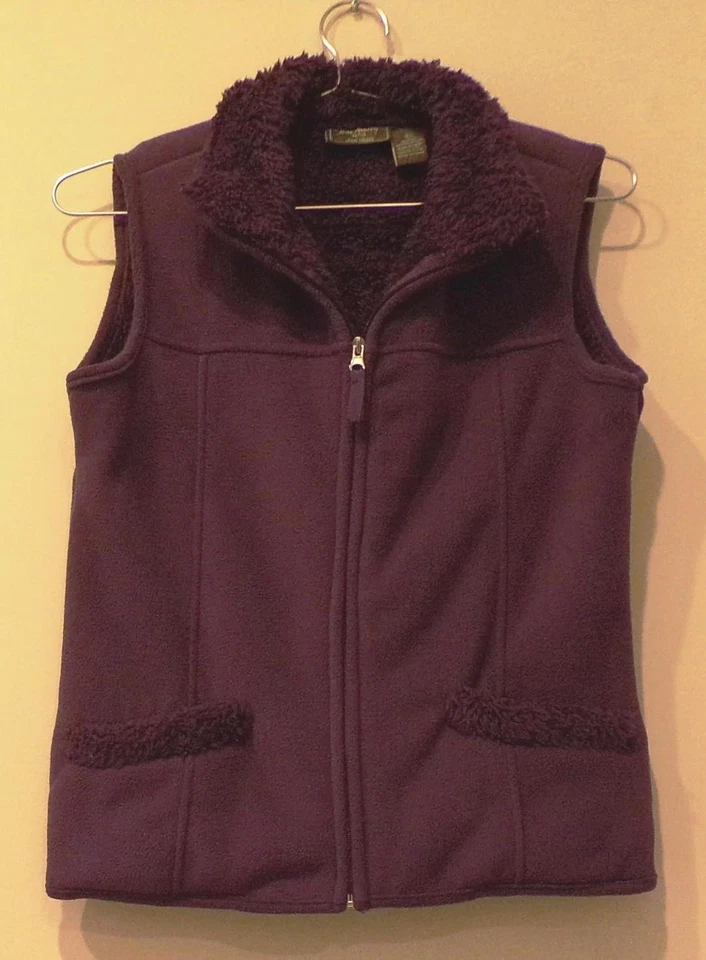 LADIES FLEECE VEST ~ PL ~ - Image 1 of 1