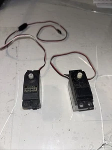 VTG Futaba S5101 Indirect Drive Servo Other No Name Both Work As Is 52 - Picture 1 of 11