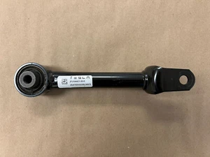 OEM 2017 - 2021 Tesla Model 3 Rear Lower Control Arm Link 1044431-00-H (1 PC) - Picture 1 of 4