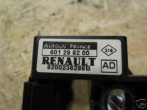 Sensor Airbagsensor 8200236286B Vorne L.o.R Renault Scenic 2 JM 2003-2006 - Picture 1 of 2