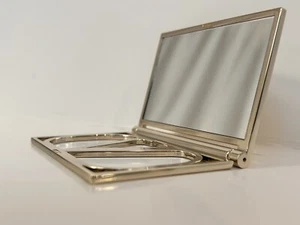 VALENTINO  BEAUTY MIRROR GOLD - - Picture 1 of 7