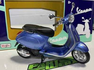 Vespa Scooter 150 Primavera 2014 1:12 Model Childs Kids Dads Birthday Gift - Picture 1 of 6