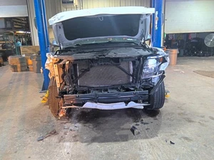 Chassis ECM Towing Control ID 23337305 Fits 17-22 COLORADO 1102805 - Picture 1 of 12