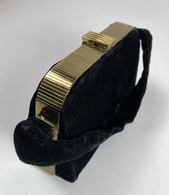 Cartera de noche Petite vintage de terciopelo negro y dorado de los años 30 Foto 1 de 4
