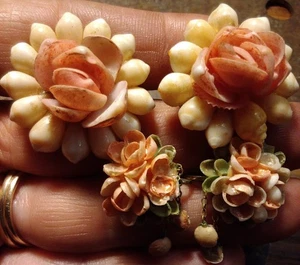 2 Paar Vintage kleine Muschel Schraubverschluss Ohrring Floral rosa Cluster baumeln maritim - Bild 1 von 17