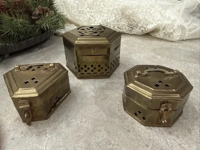 Lote De 3 Baratijas Popurrí Latón Vintage Decoración Forma Octogonal MCM Foto 1 de 4