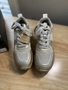 Nueva Zapatilla Shu Shop Paula Baja Dorada Envejecida Talla 8 Se Ajusta Como 7.5 NUEVA - Imagen 1 de 9