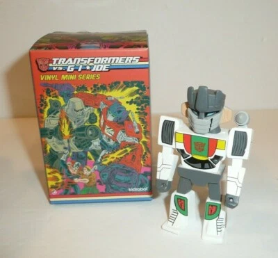 WHEELJACK Mystery Vinyl Mini Series Transformer GIJOE Kidrobot Figure Decepticon - Image 1 of 3