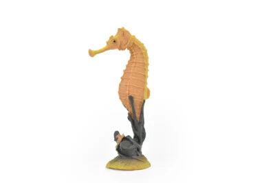 Seahorse, Hippocampus, Sea Horse, Plastic Realistic Toy Model, 3" CWG274 B46 - Image 1 of 4