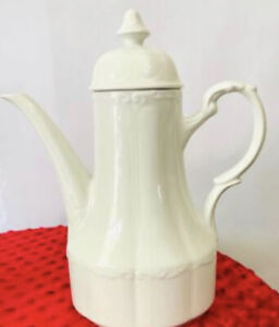 J And G Meakin Colonial English Ironstone Teapot /Coffee Carafe & Sugar