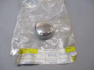 Tapa de horquilla delantera NOS Yamaha OEM 1985-1986 XJ700 MAXIM X 1AA-23168-00 Foto 1 de 2