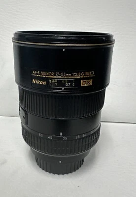 Nikon Nikkor 17-55 mm f/2,8 AF-S G ED DX usada - funciona muy bien Foto 1 de 4