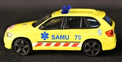 Литая модель скорой помощи BMW X5 SAMU 78 1:43 Bburago отличная в коробке - Изображение 1 из 4