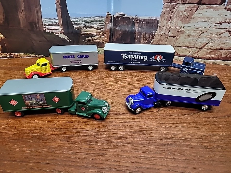 ERTL Diecast Tractor And Trailer's - Image 1 of 4