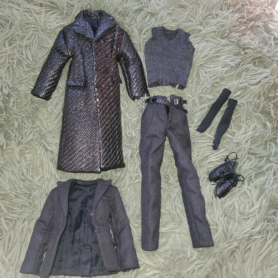 Integrity Toys BROOKLYN BOUND AUDEN ADLER Monarchs Fashion Royalty Doll OUTFIT  - Image 1 of 4