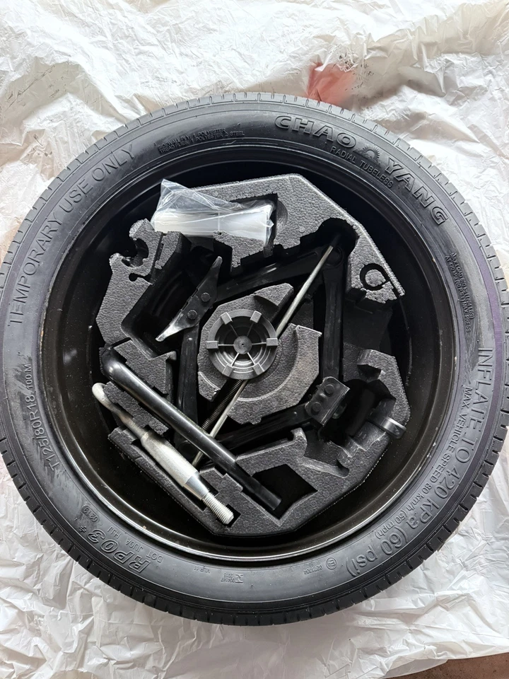 NOTRAD VOLVO XC40 XC60 XC90 S60 V60 V60 CC S90 V90 CC  Reserverad Ersatzrad 18" - Bild 1 von 4