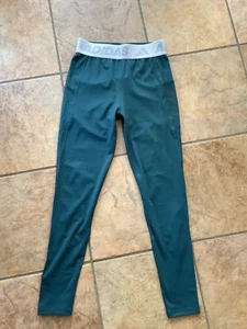 Adidas‘ Leggings, grün, - Bild 1 von 4