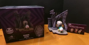 TIM BURTON'S THE NIGHTMARE BEFORE CHRISTMAS JACK SKELLINGTON FIGURINE + PIN SET - Picture 1 of 12