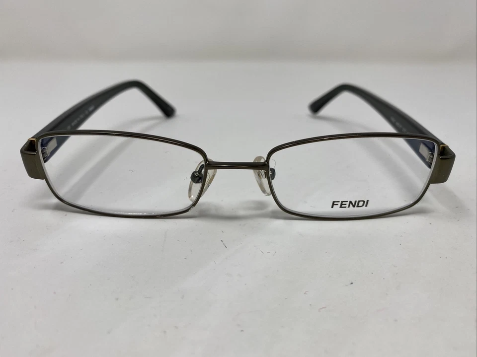 Marco de gafas de metal con borde completo oliva Fendi Italy F910 317 49-17-135 LW89 Foto 1 de 4