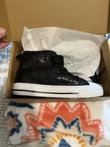 Zapatillas Toandon Niñas Negras Alta Brillo Talla 11C Nuevas en Caja - Imagen 1 de 9