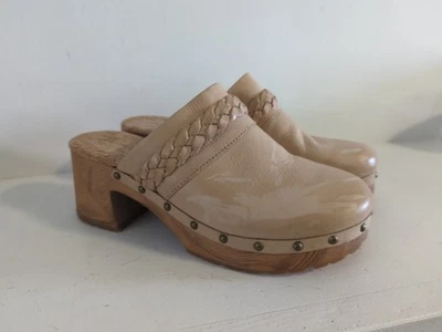 Zuecos de cuero con tachuelas tejidos Kork-Ease Tilly para mujer de 10 tacones Foto 1 de 4