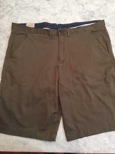 Nuevo sin etiquetas pantalones cortos chinos de frente plano de oliva Jachs para hombre talla 42 - Imagen 1 de 4