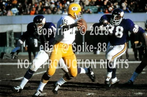 ALAN PAGE & CARL ELLER MINNESOTA VIKINGS BART STARR GREEN BAY PACKERS 1970 - Picture 1 of 5