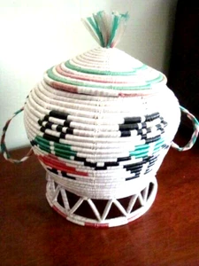 UNIQUE VTG. HAND COILED BASKET w/LID HAS FLEXIBLE HANDLES & CULTURAL DESIGNS - Picture 1 of 8