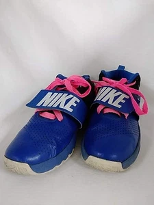 NIKE Team Hustle D8 Youth Size 7 'Game Royal' 881943-405 Sneakers - Picture 1 of 4