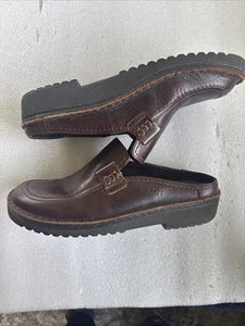 Mocassini antiscivolo scarpe mules in pelle marrone Naot US 8 EU 39 - Foto 1 di 15